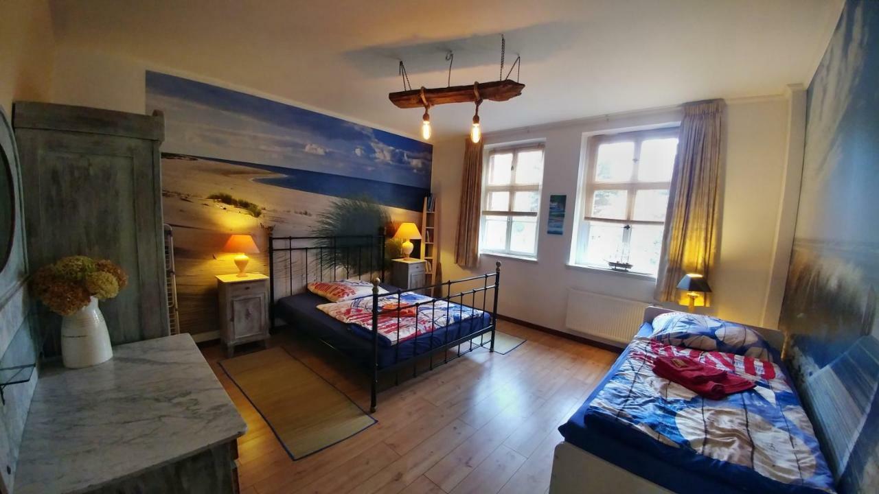 Historische Schule "Ferienwohnung Pauline" I&Ii Stobnitz Bagian luar foto