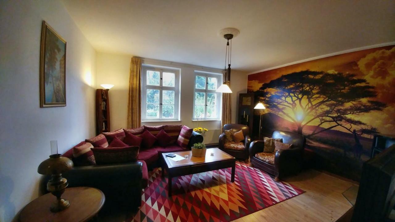 Historische Schule "Ferienwohnung Pauline" I&Ii Stobnitz Bagian luar foto